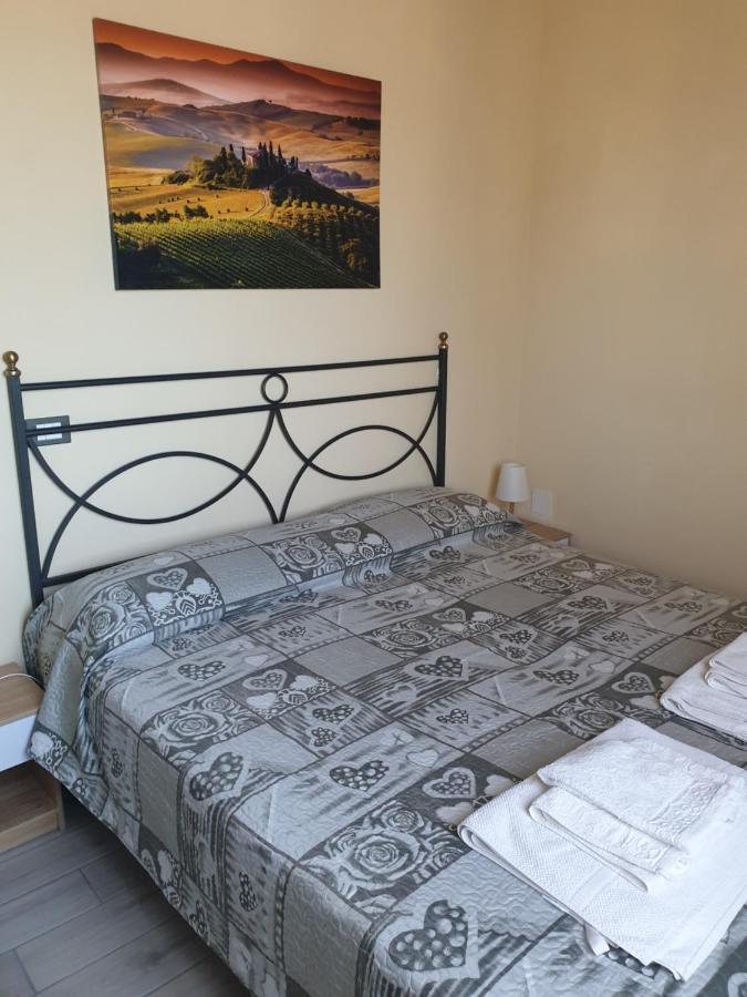 Casa Vacanze L'Oliveta Siena Esterno foto