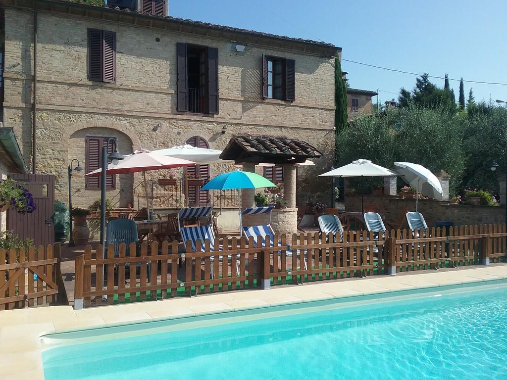 Casa Vacanze L'Oliveta Siena Esterno foto