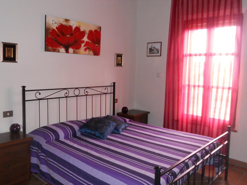 Casa Vacanze L'Oliveta Siena Esterno foto