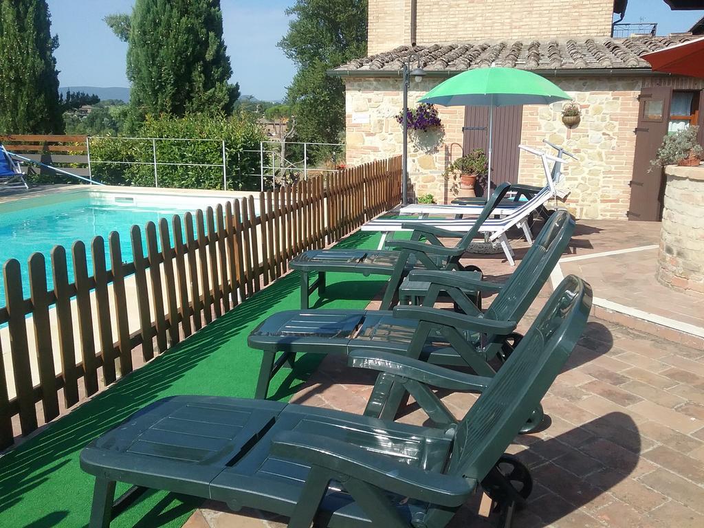Casa Vacanze L'Oliveta Siena Esterno foto