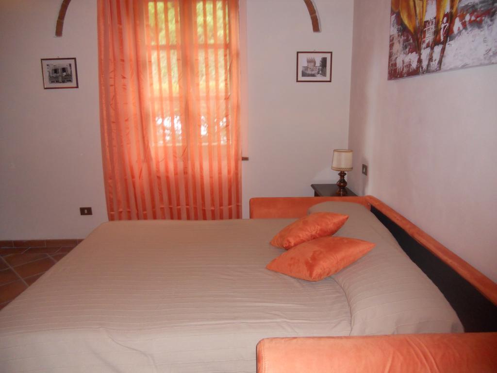 Casa Vacanze L'Oliveta Siena Esterno foto