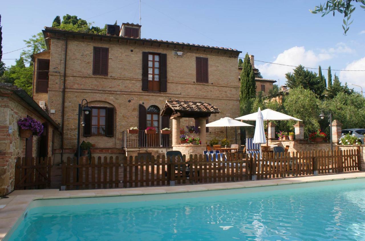 Casa Vacanze L'Oliveta Siena Esterno foto